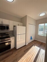 15750 SW 92nd Ave in Palmetto Bay, FL - Building Photo - Building Photo