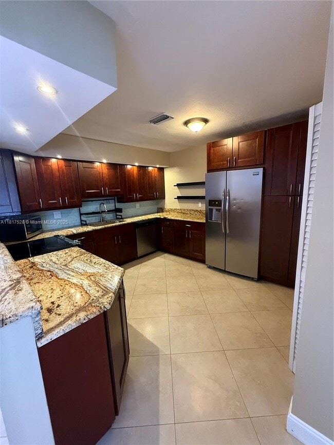 363 W Camino Real in Boca Raton, FL - Building Photo - Building Photo