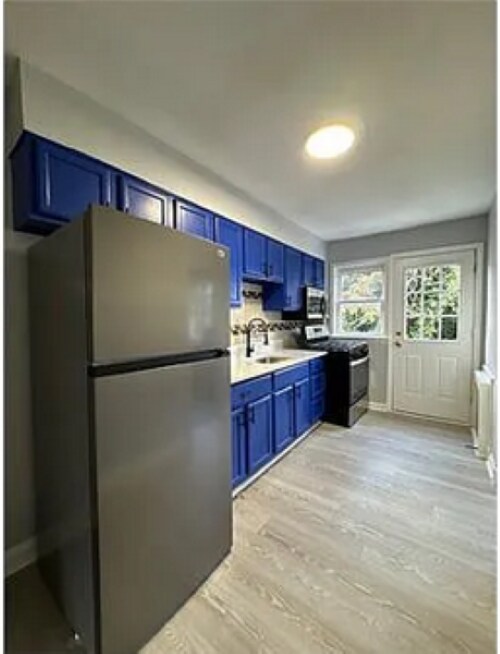 900 Kevin Rd in Baltimore, MD - Building Photo