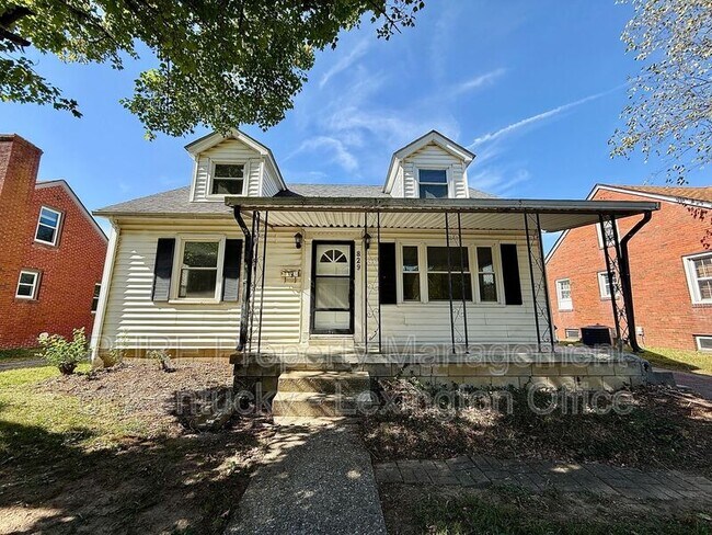 829 Darley Dr in Lexington, KY - Building Photo - Building Photo