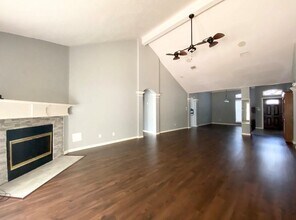 18011 Pelican Way Rd in Houston, TX - Building Photo - Building Photo