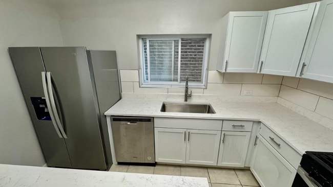 1254 N Bosworth Ave in Chicago, IL - Building Photo - Building Photo