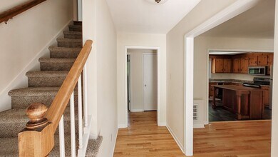 14304 Ramblewood Dr in Chester, VA - Building Photo - Building Photo