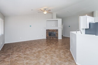 713 Brittany Falls Ct in North Las Vegas, NV - Building Photo - Building Photo