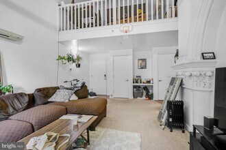 2321 Fitzwater St in Philadelphia, PA - Building Photo - Building Photo