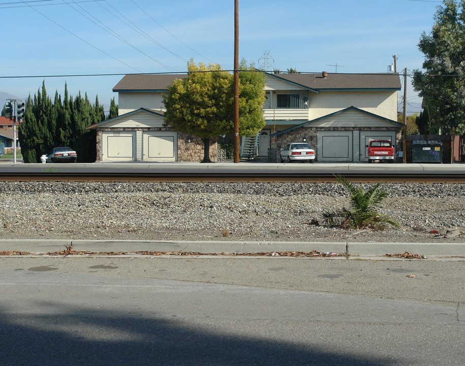 3591 Lafayette St in Santa Clara, CA - Foto de edificio