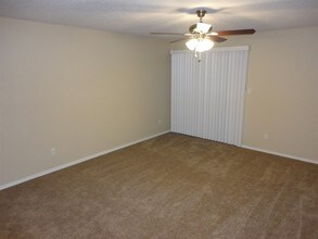 6580 Mountain Hawk Loop NE in Rio Rancho, NM - Foto de edificio - Building Photo