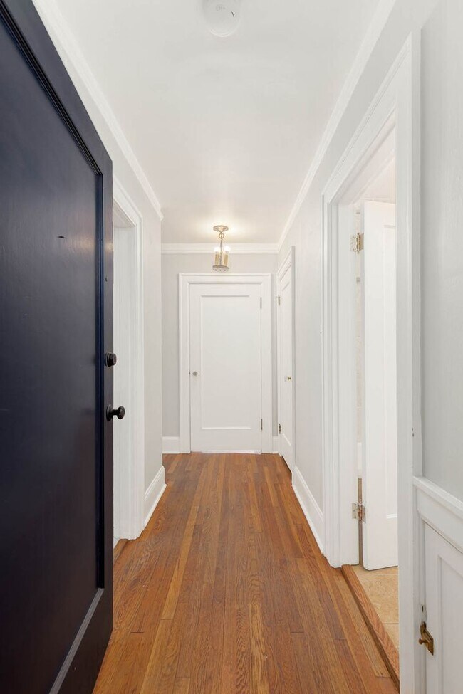 321 Boylston Ave E in Seattle, WA - Building Photo - Building Photo
