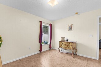 237 N Hidden Tree Dr in St. Augustine, FL - Building Photo - Building Photo