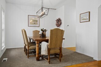 2845 Eastlake Dr SE in Salem, OR - Building Photo - Building Photo