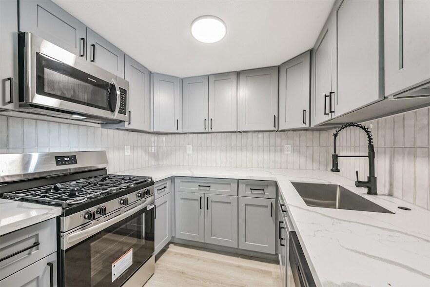 4605 Norhill Blvd in Houston, TX - Building Photo