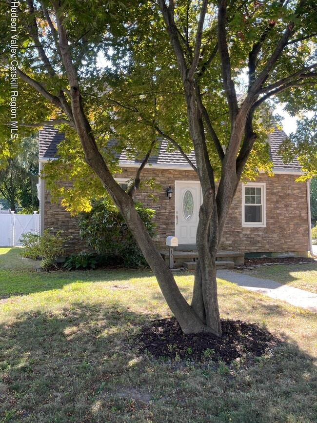 property at 17 Landon Ave