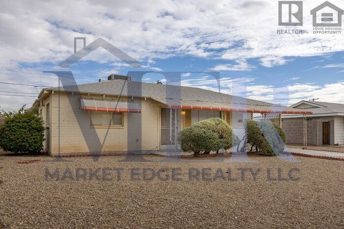 13001 N 111th Dr in Youngtown, AZ - Building Photo