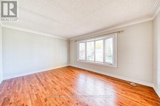 31 Glen Muir Dr in Toronto, ON - Building Photo - Building Photo