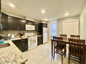 15 Sewall St, Unit 3 in Boston, MA - Building Photo