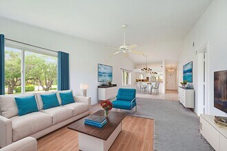 4130 Looking Glass Ln in Naples, FL - Building Photo - Building Photo