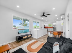 1576 California Ave in Wahiawa, HI - Building Photo - Building Photo