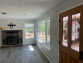 5979 Meadow Ln in Mariposa, CA - Building Photo - Building Photo