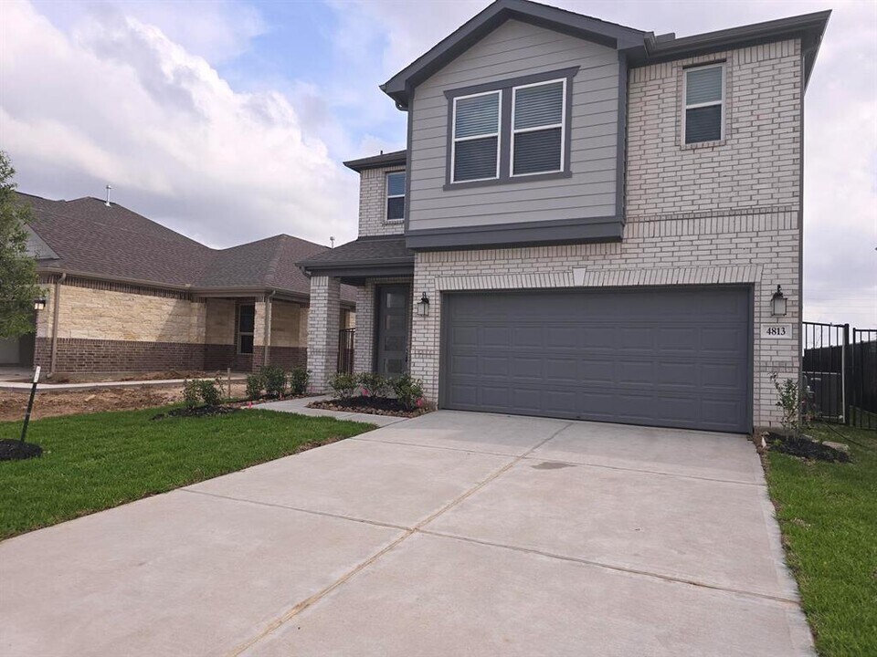 4813 Vida Vis Dr in Katy, TX - Building Photo
