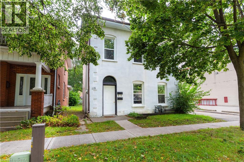 118 Albion St in Brantford, ON - Building Photo