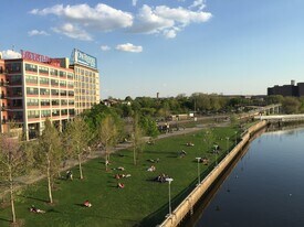 2429 Locust St, Unit 205 in Philadelphia, PA - Building Photo