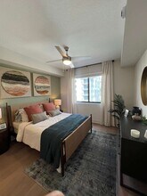 6830 SW 30th St, Unit A1 in Miami, FL - Foto de edificio - Building Photo