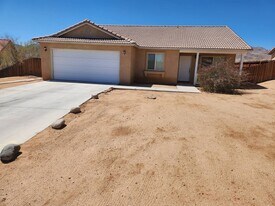 71593 Sunflower Dr in Twentynine Palms, CA - Building Photo