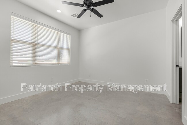 201 Dawn Lynn Dr in College Station, TX - Building Photo - Building Photo