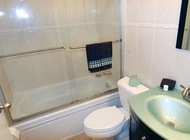 305 W 123rd St in New York, NY - Building Photo - Building Photo