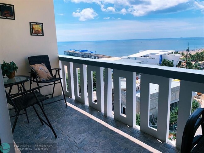 property at 305 N Pompano Beach Blvd