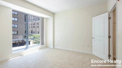 8 Emerson Pl, Unit #90-8 in Boston, MA - Building Photo - Building Photo