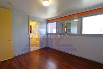 94-1104-1104 Lumiauau St in Waipahu, HI - Building Photo - Building Photo