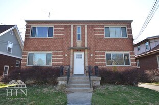 6717 Belkenton Ave, Unit 3 in Cincinnati, OH - Building Photo