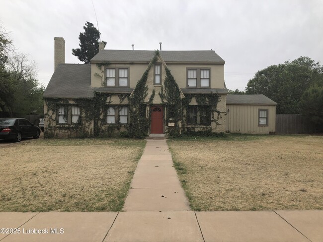 property at 1905 29th St
