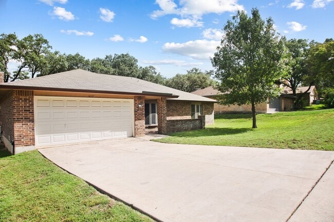 14107 Kint Cir St in San Antonio, TX - Building Photo - Building Photo