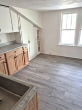 501 E 7th St, Unit 3 in Erie, PA - Foto de edificio - Building Photo