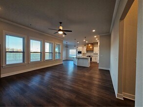 1450 Sessile Oak Wy in Centerton, AR - Building Photo - Building Photo
