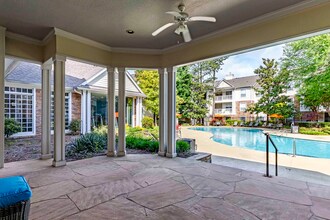 The Lodge at Mallard Creek Apartments in Charlotte, NC - Foto de edificio - Building Photo