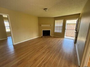 1654 Clear Lake Ave in Baton Rouge, LA - Building Photo - Building Photo