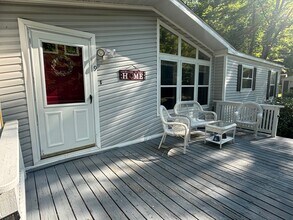 9 Westbury Rd in Meredith, NH - Building Photo - Building Photo