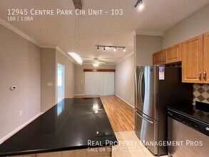 12945 Centre Park Cir in Herndon, VA - Building Photo - Building Photo