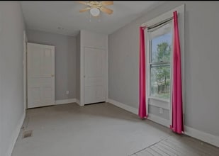 9 E Pitt St in Canonsburg, PA - Building Photo - Building Photo