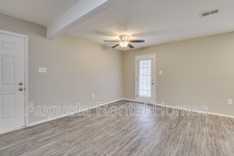 2573 Tobacco Rd in Hephzibah, GA - Building Photo - Building Photo