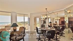 15645 Collins Ave in North Miami Beach, FL - Building Photo - Building Photo