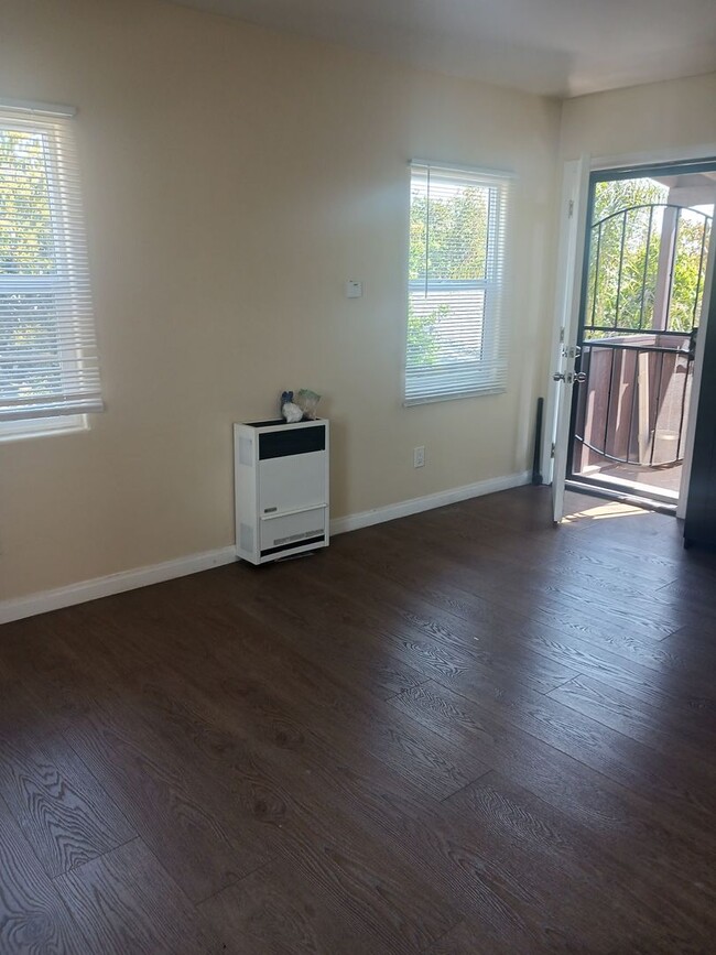 149 W 47th Pl in Los Angeles, CA - Building Photo - Building Photo