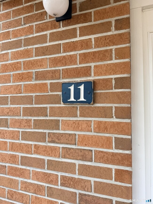 5 Grandview Dr in Farmington, CT - Building Photo - Building Photo