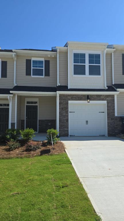 property at 1372 Amberview Ln