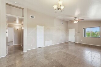 2339 W Dillon Rd in Tucson, AZ - Building Photo - Building Photo