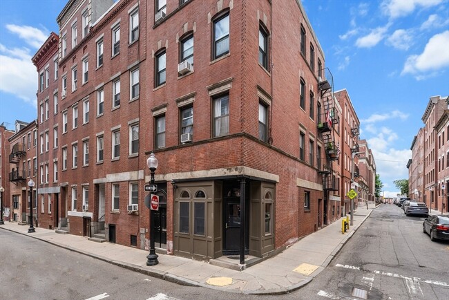 property at 199 Salem St