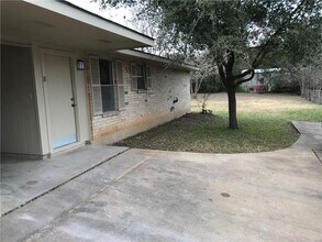 1810 Berkeley Ave in Austin, TX - Building Photo - Building Photo